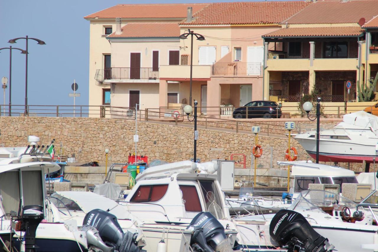 Borgo Spiaggia Vista Mare อิโซลา โรสซา ภายนอก รูปภาพ