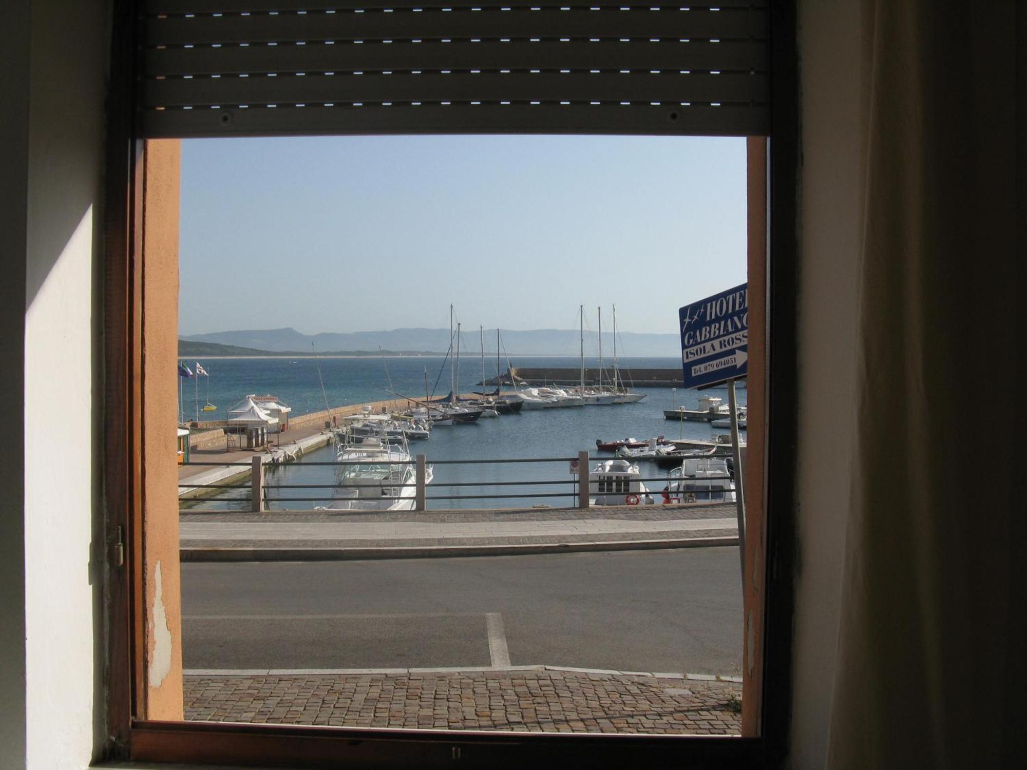Borgo Spiaggia Vista Mare อิโซลา โรสซา ภายนอก รูปภาพ