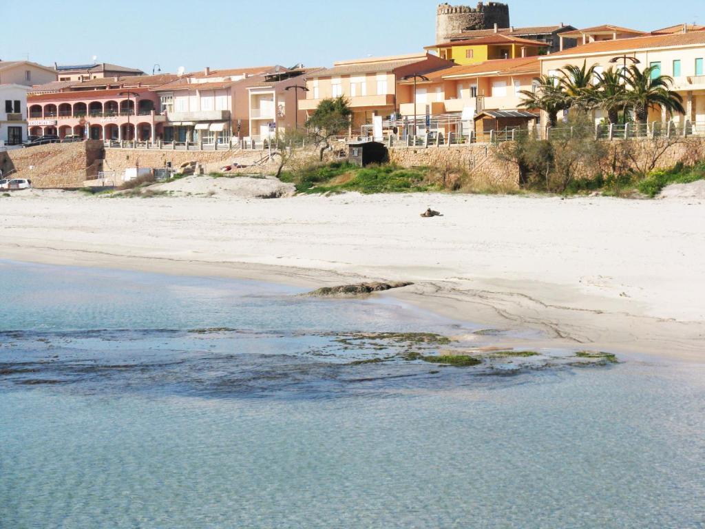 Borgo Spiaggia Vista Mare อิโซลา โรสซา ภายนอก รูปภาพ