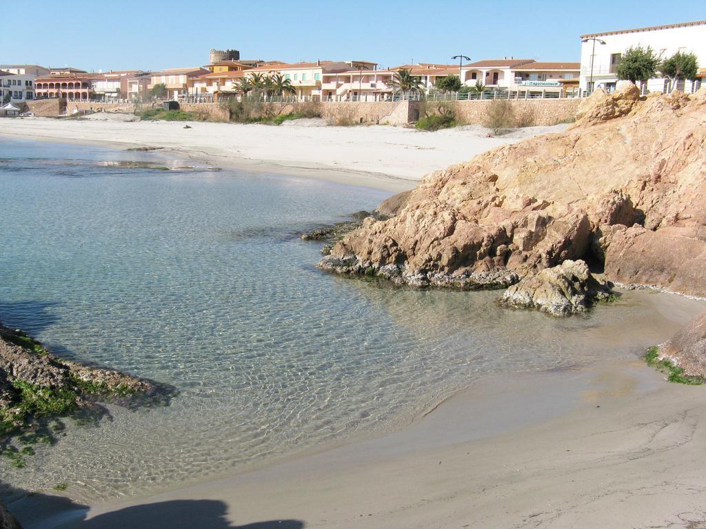 Borgo Spiaggia Vista Mare อิโซลา โรสซา ภายนอก รูปภาพ