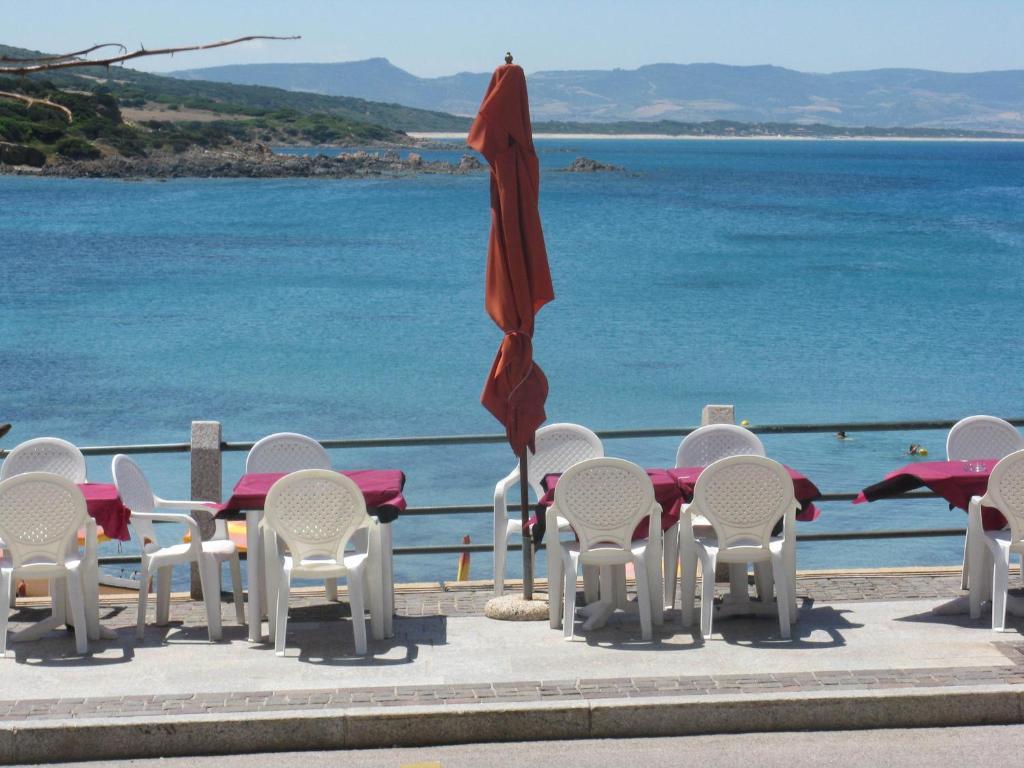 Borgo Spiaggia Vista Mare อิโซลา โรสซา ภายนอก รูปภาพ